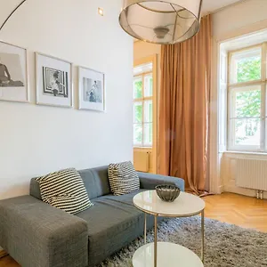 Residence, Am Heumarkt - Stadtpark Aparthotel
